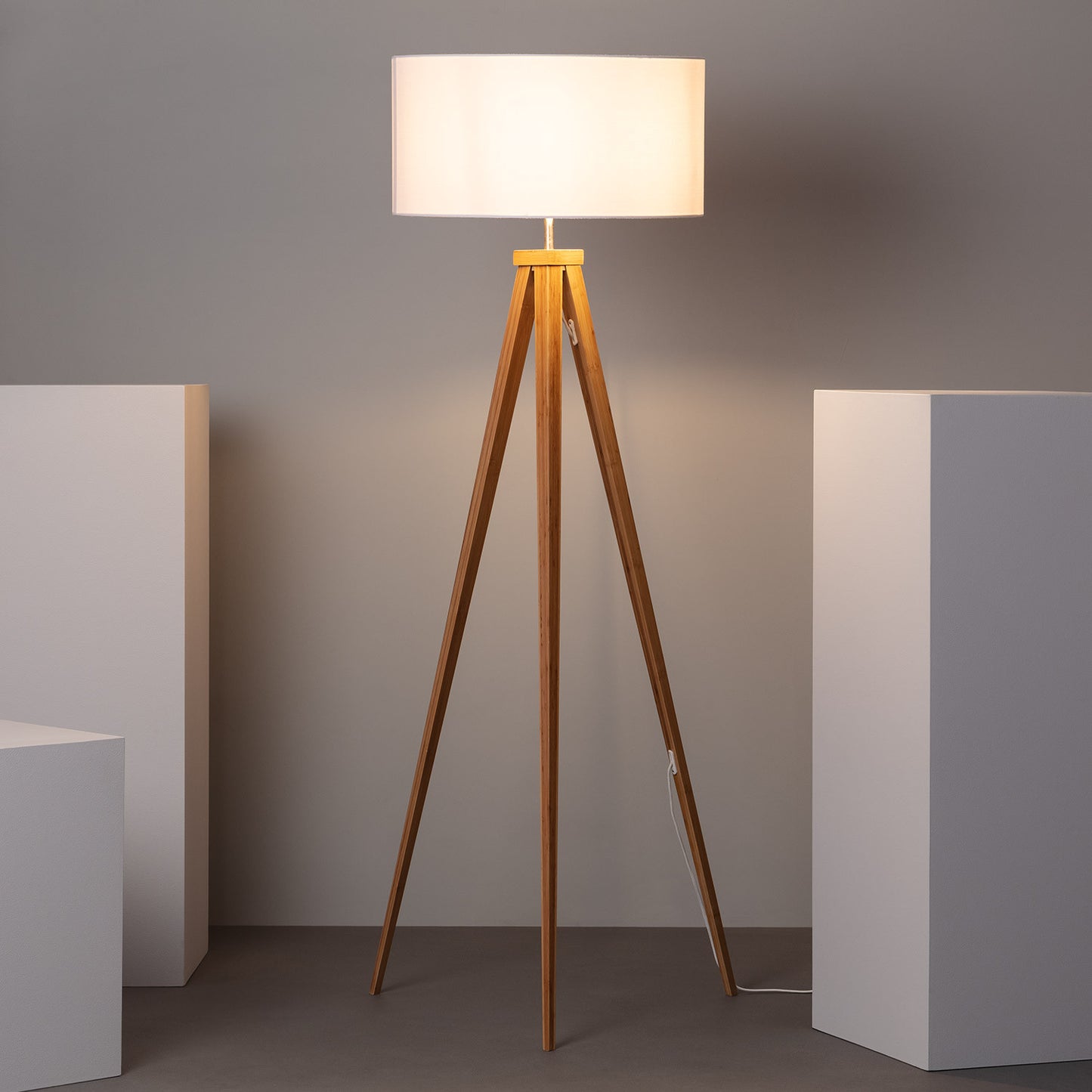 Lampadaire Wol