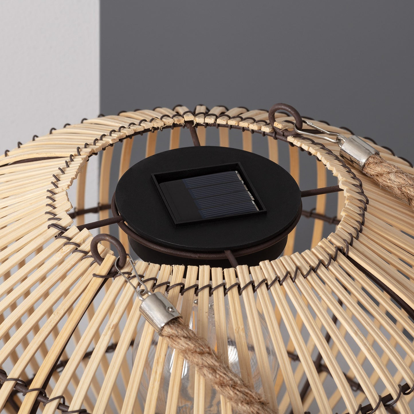 Lampe à Poser LED Extérieure Solaire Rotin Sirpur