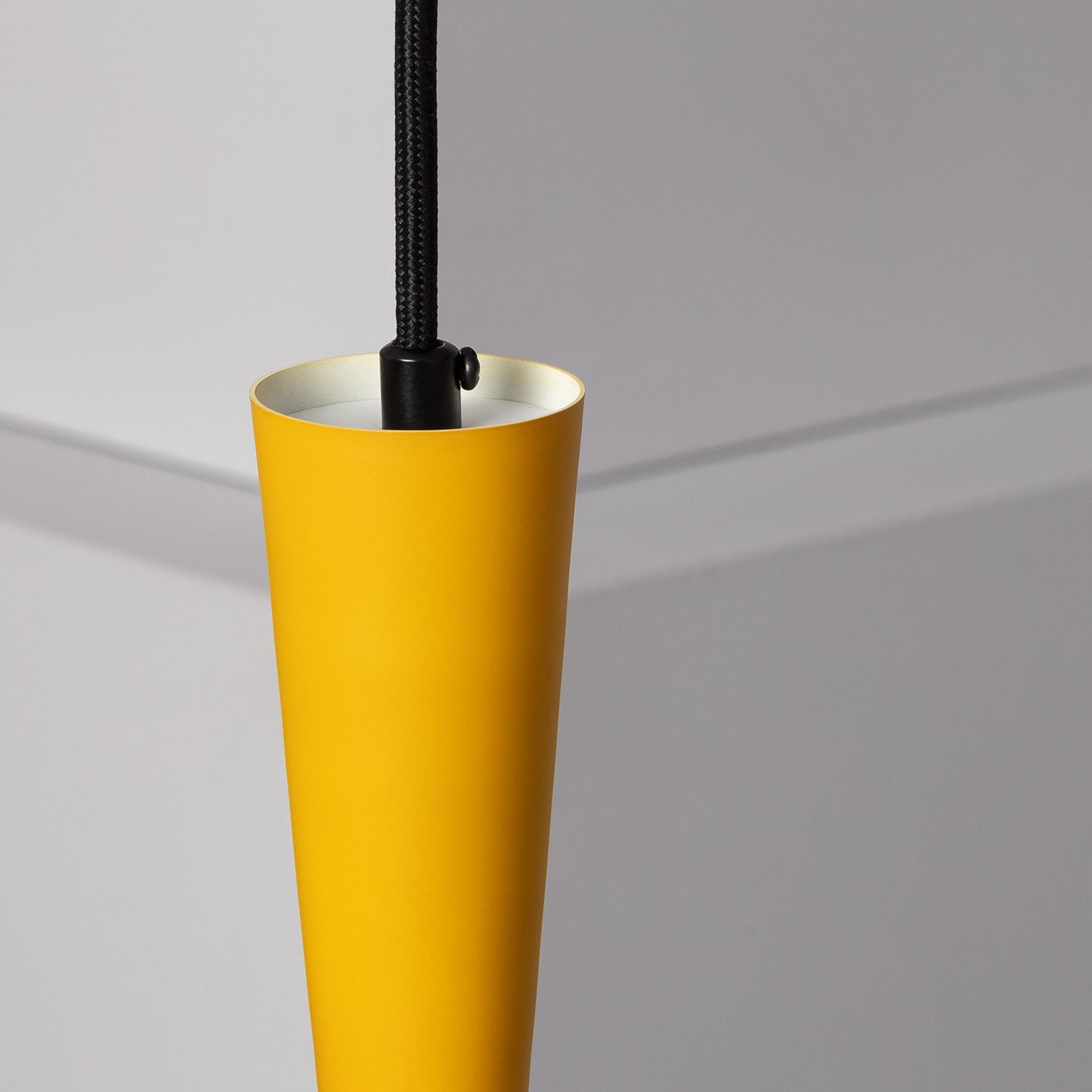 Suspension Métal Lennon