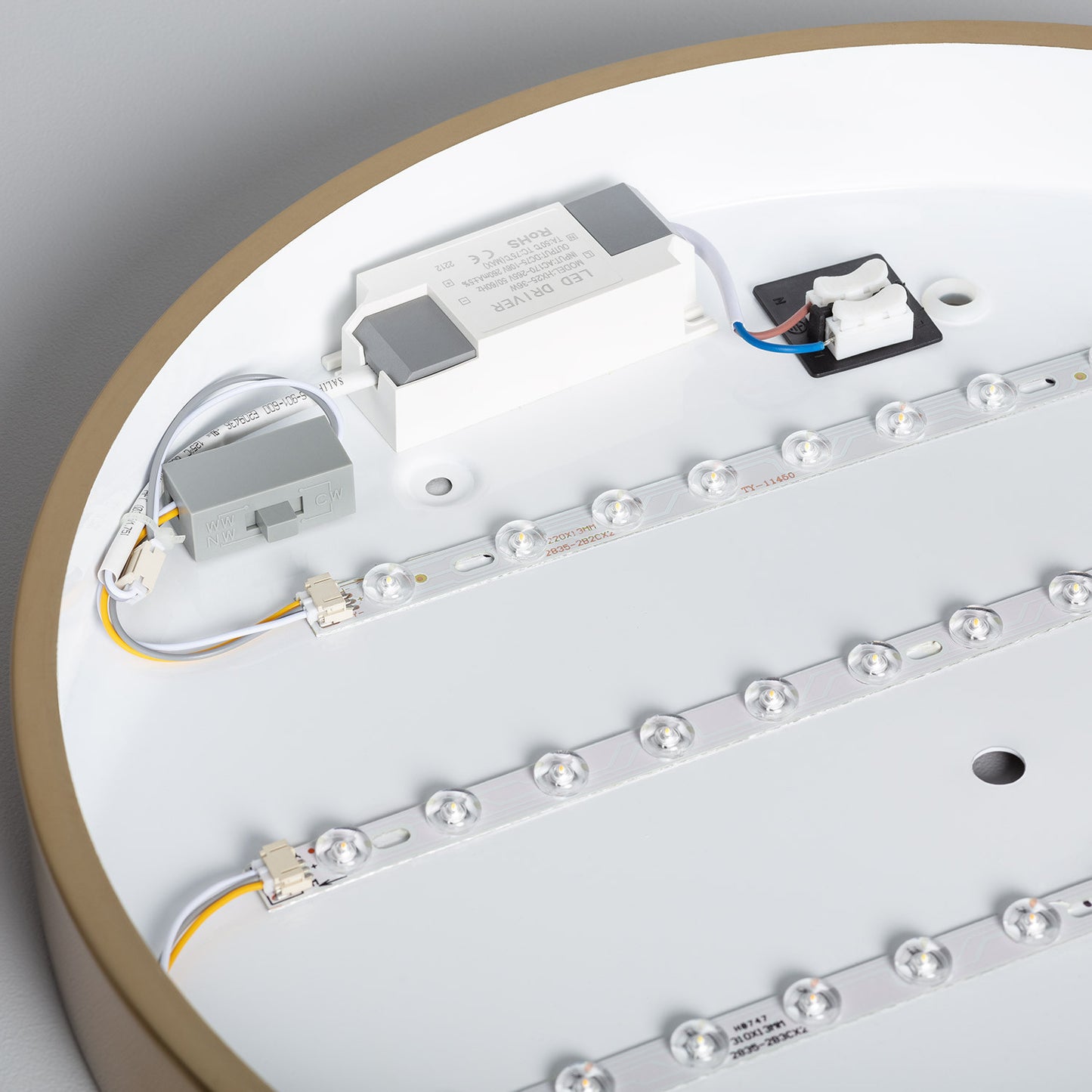 Plafonnier LED Rond Métal 18W CCT Sélectionnable Haydn Ø300 mm