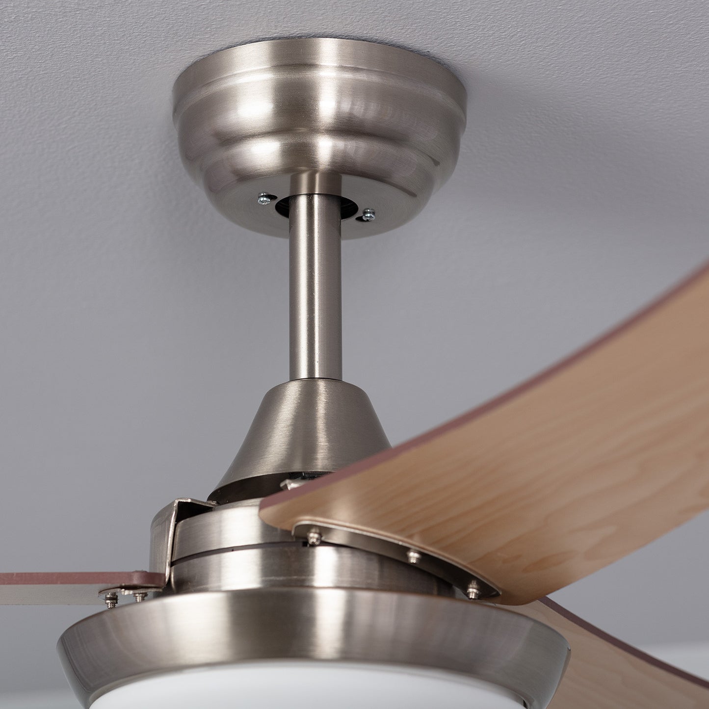 Ventilateur de Plafond LED Neil Bois 107cm Moteur DC